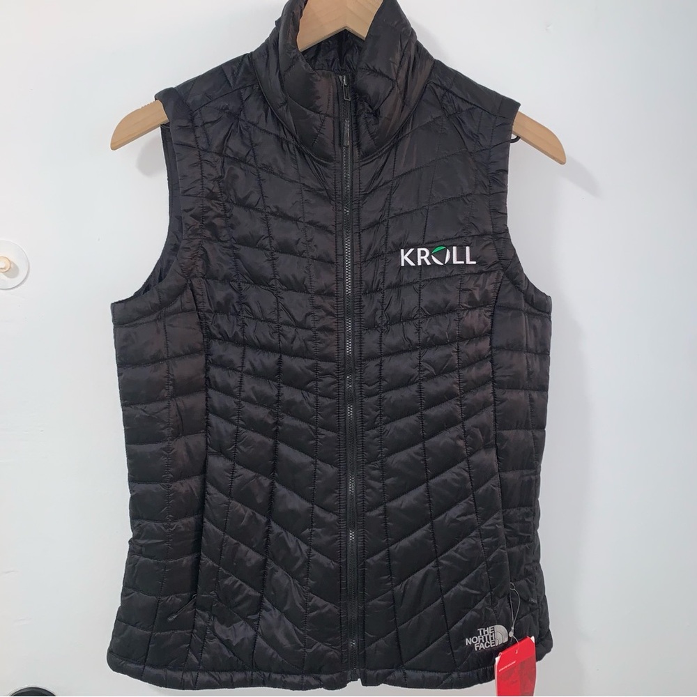 NWT The North Face Black thermoboll insulated Quilted puffer Vest women’s size S
